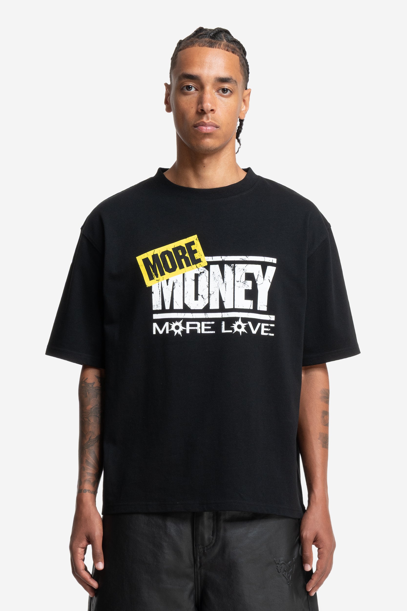 RESTRICTED TEE BLACK