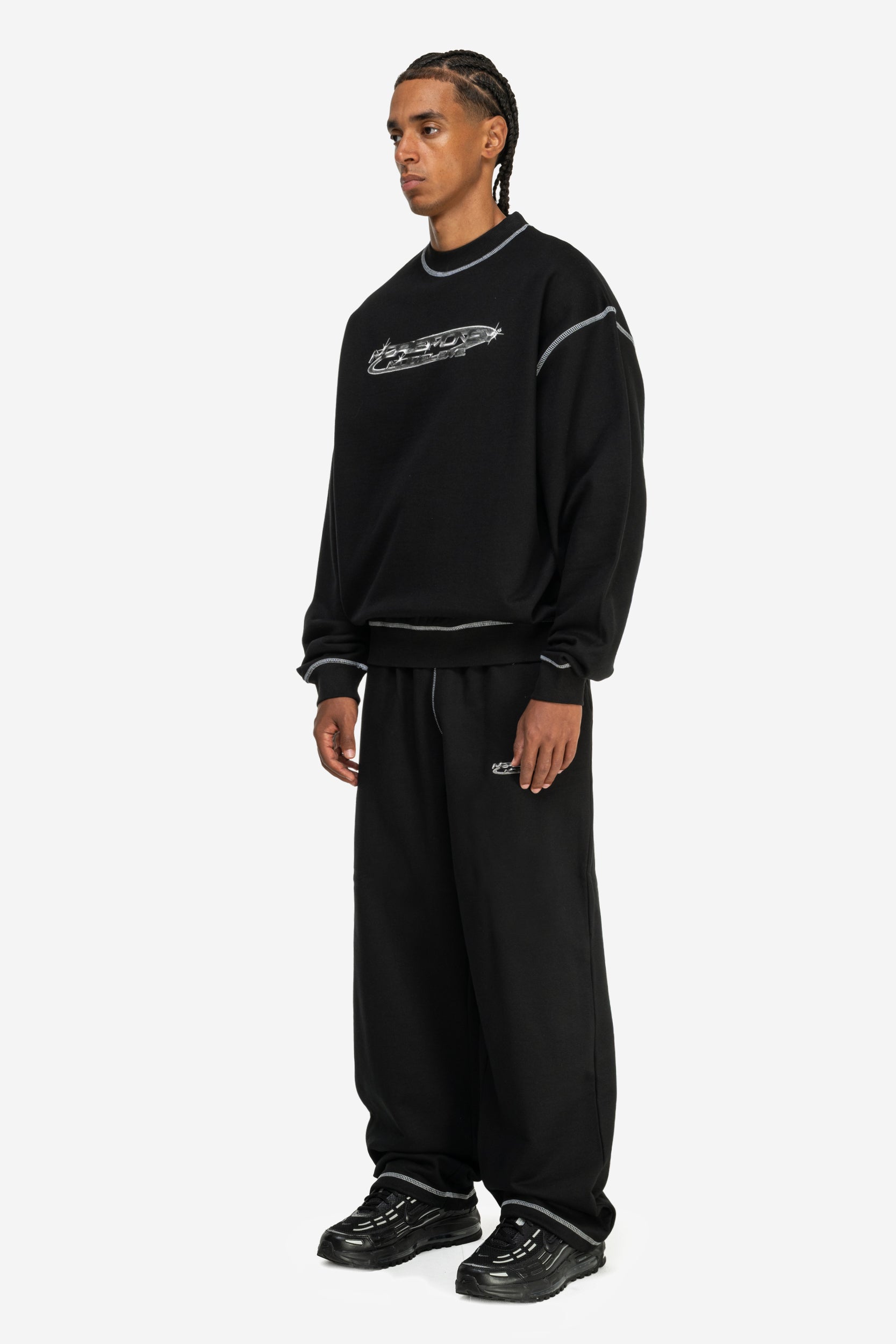 FLATLOCK BASE SWEATER BLACK