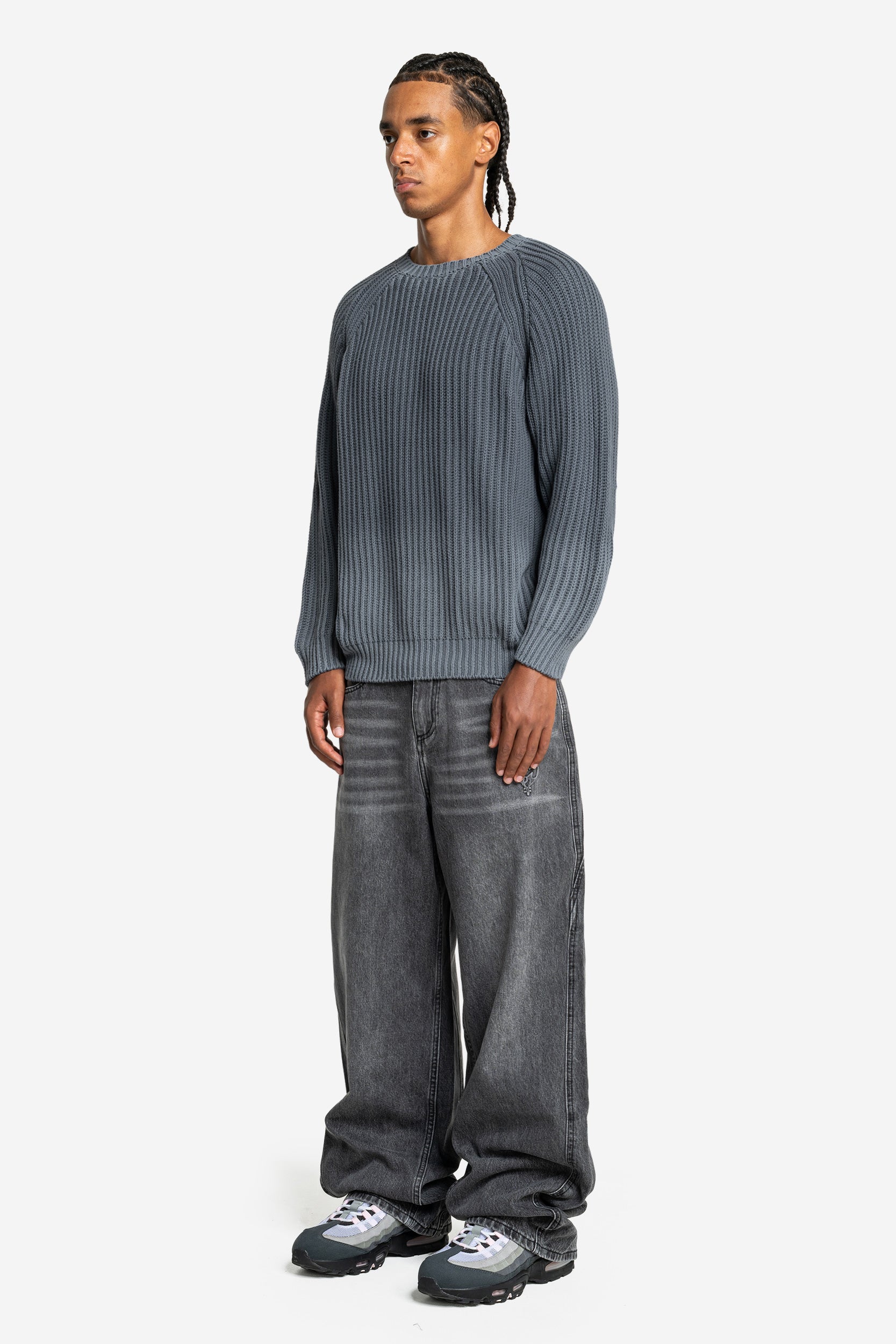 RIPPED DISTINCTIVE BAGY DENIM GRAY