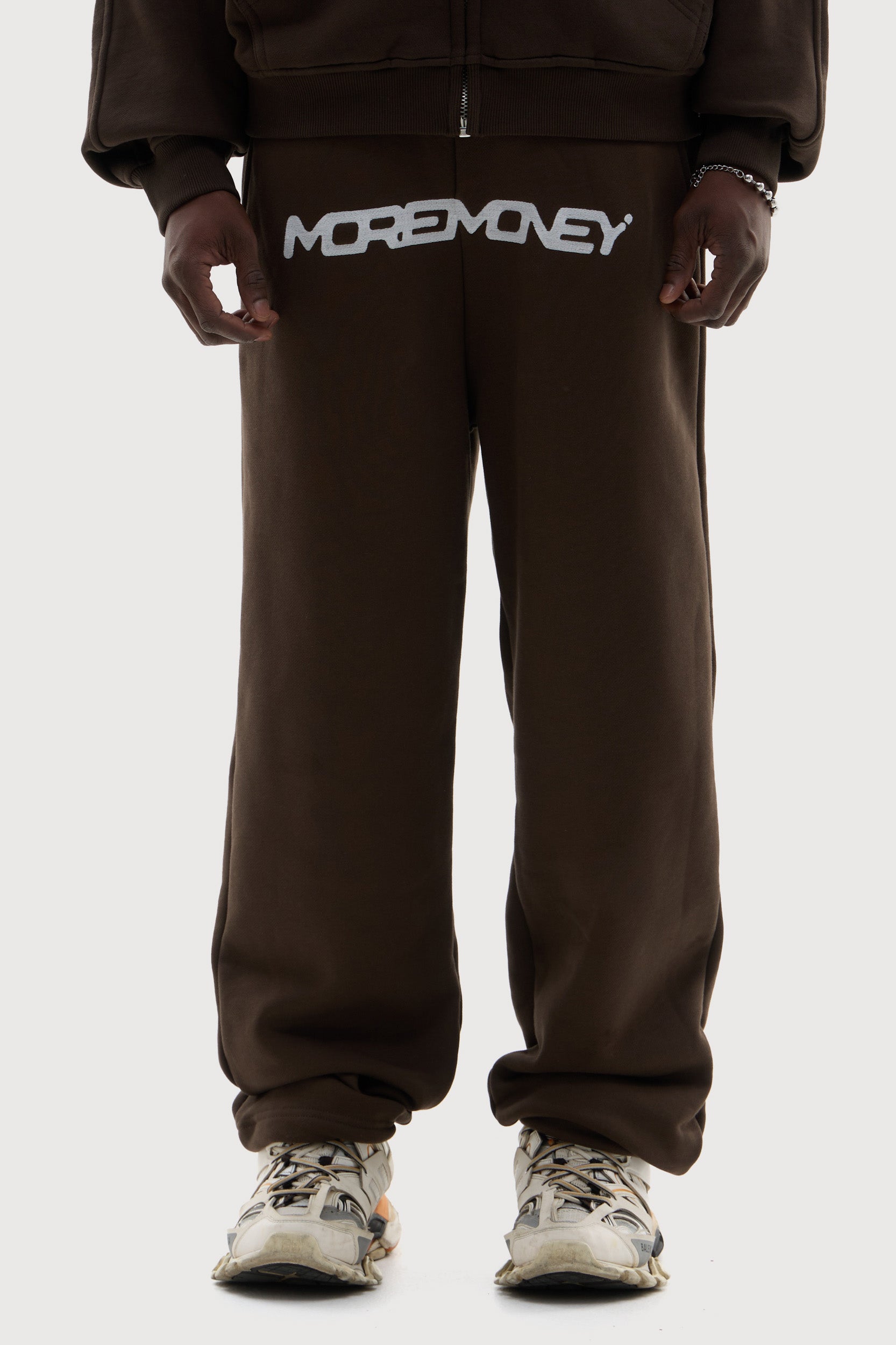 MORE MONEY LOGO JOGGER BROWN