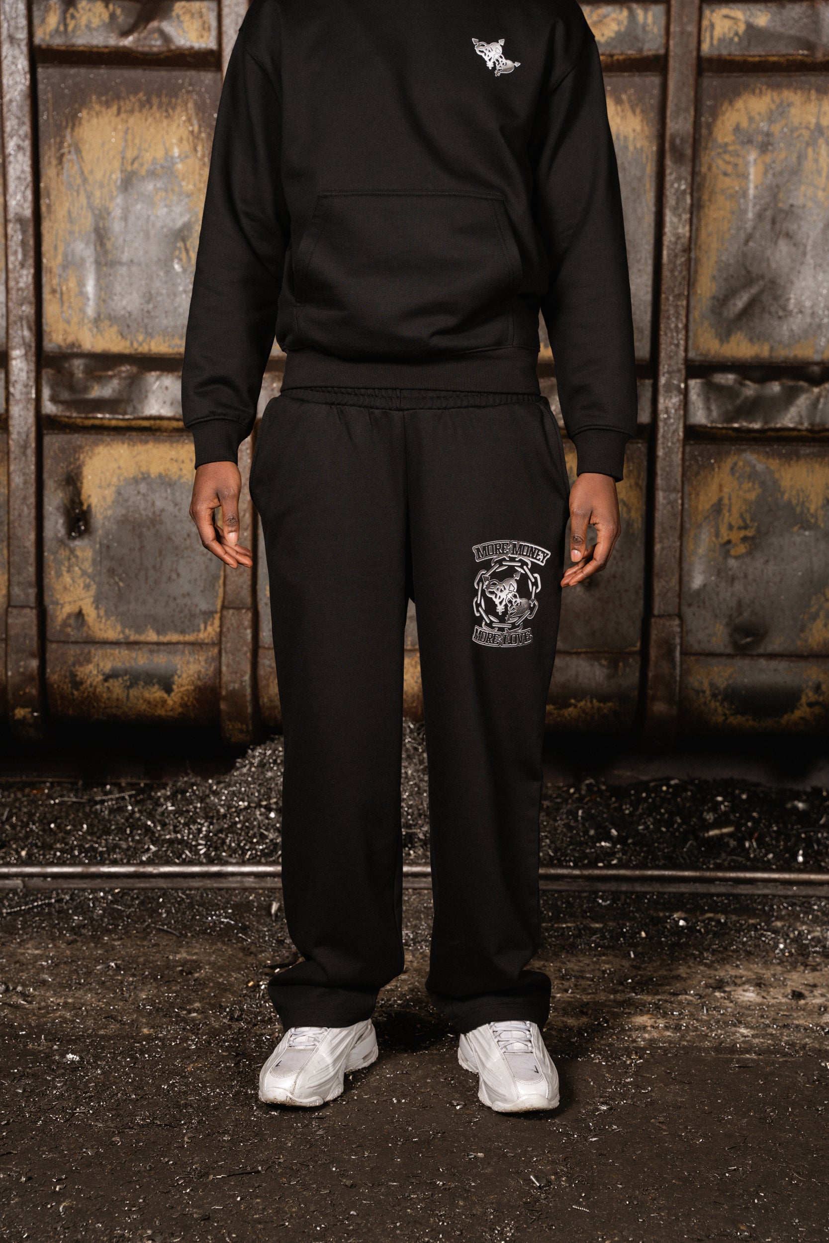 CHROME JOGGER BLACK