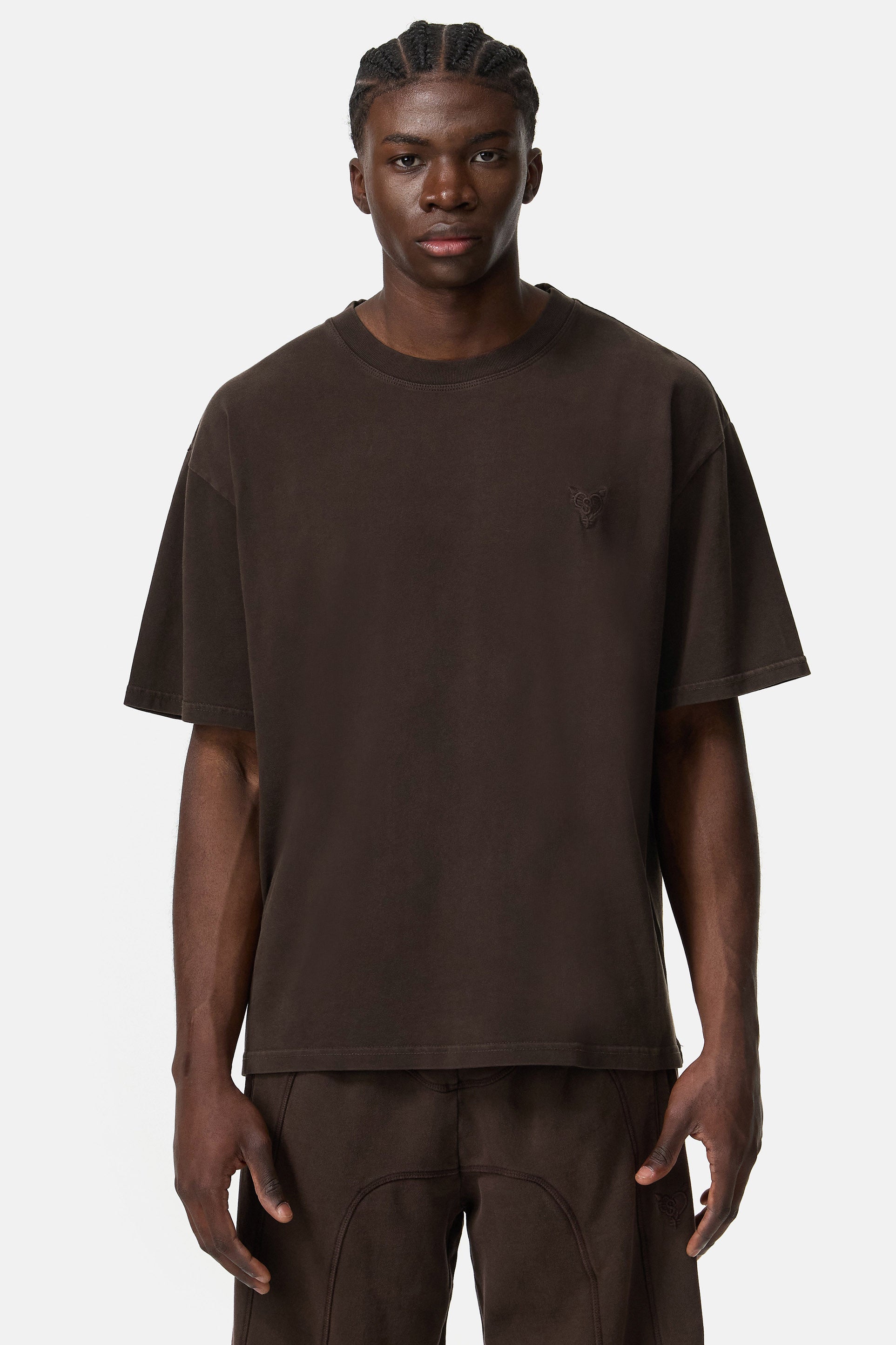 STACKS TEE BROWN