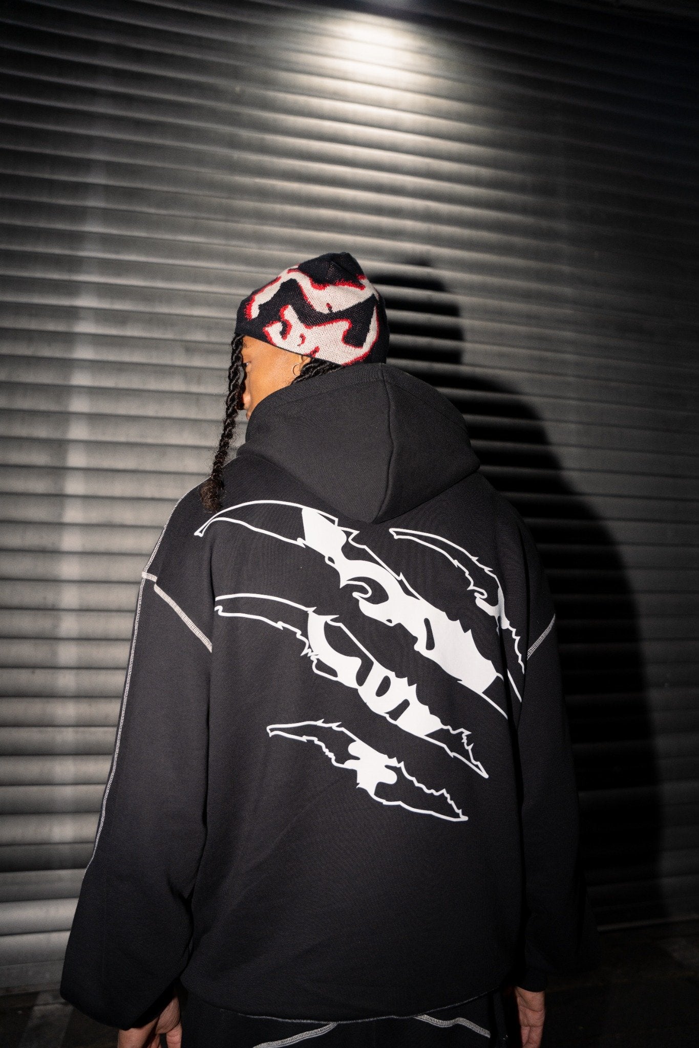 CITY LIGHTS FLATLOCK HOODIE